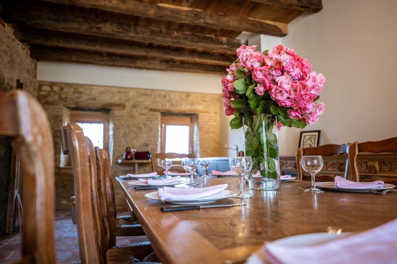 Chambres Et Table D'Hotes - Les Jardins De La Longagne Saussenac Exteriér fotografie